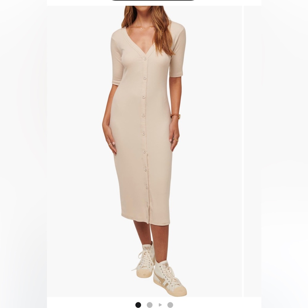 Never worn Travis Matthew Weekend in Napa Dress size L in cloud